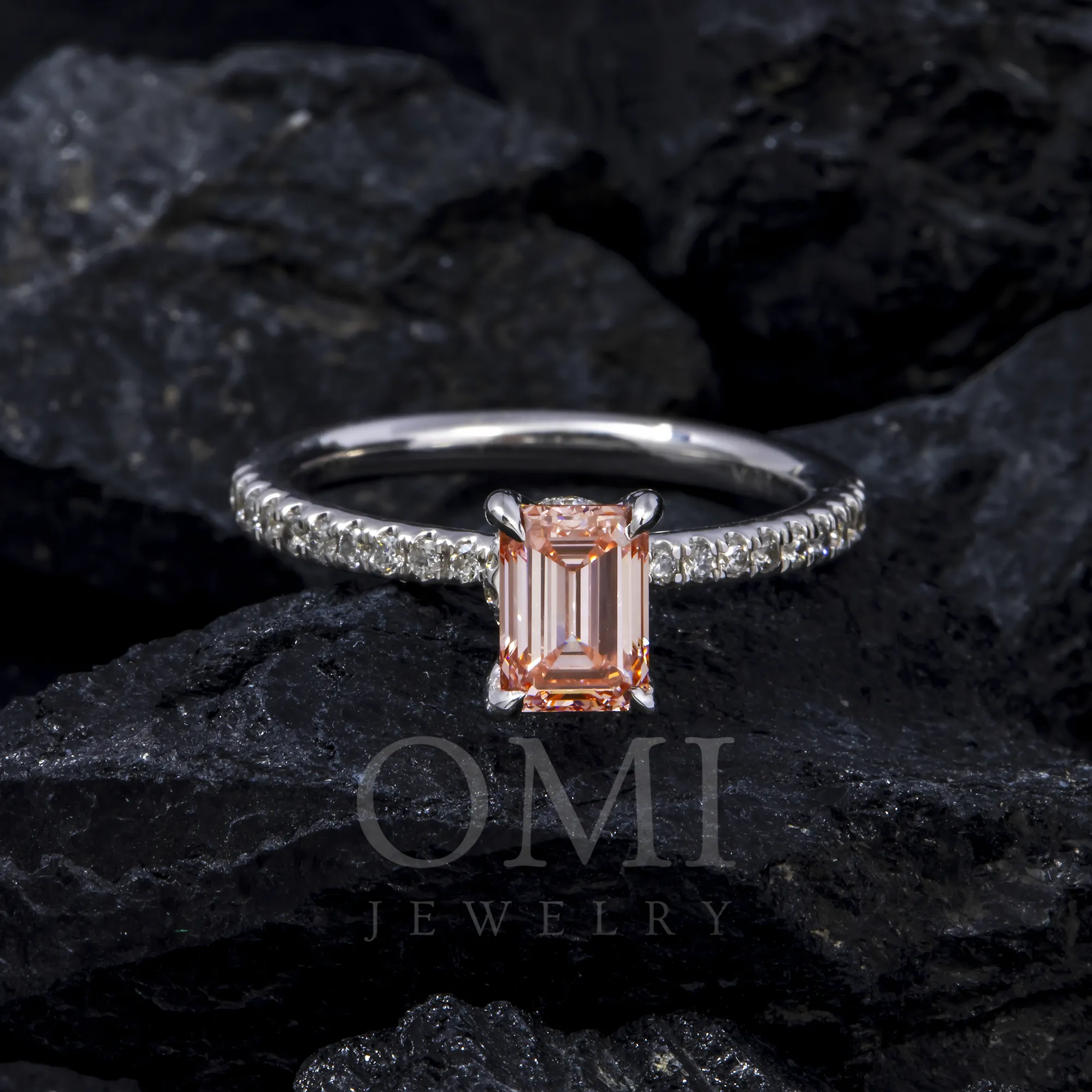 18K GOLD FANCY PINK EMERALD CUT LAB DIAMOND ENGAGEMENT RING CTW