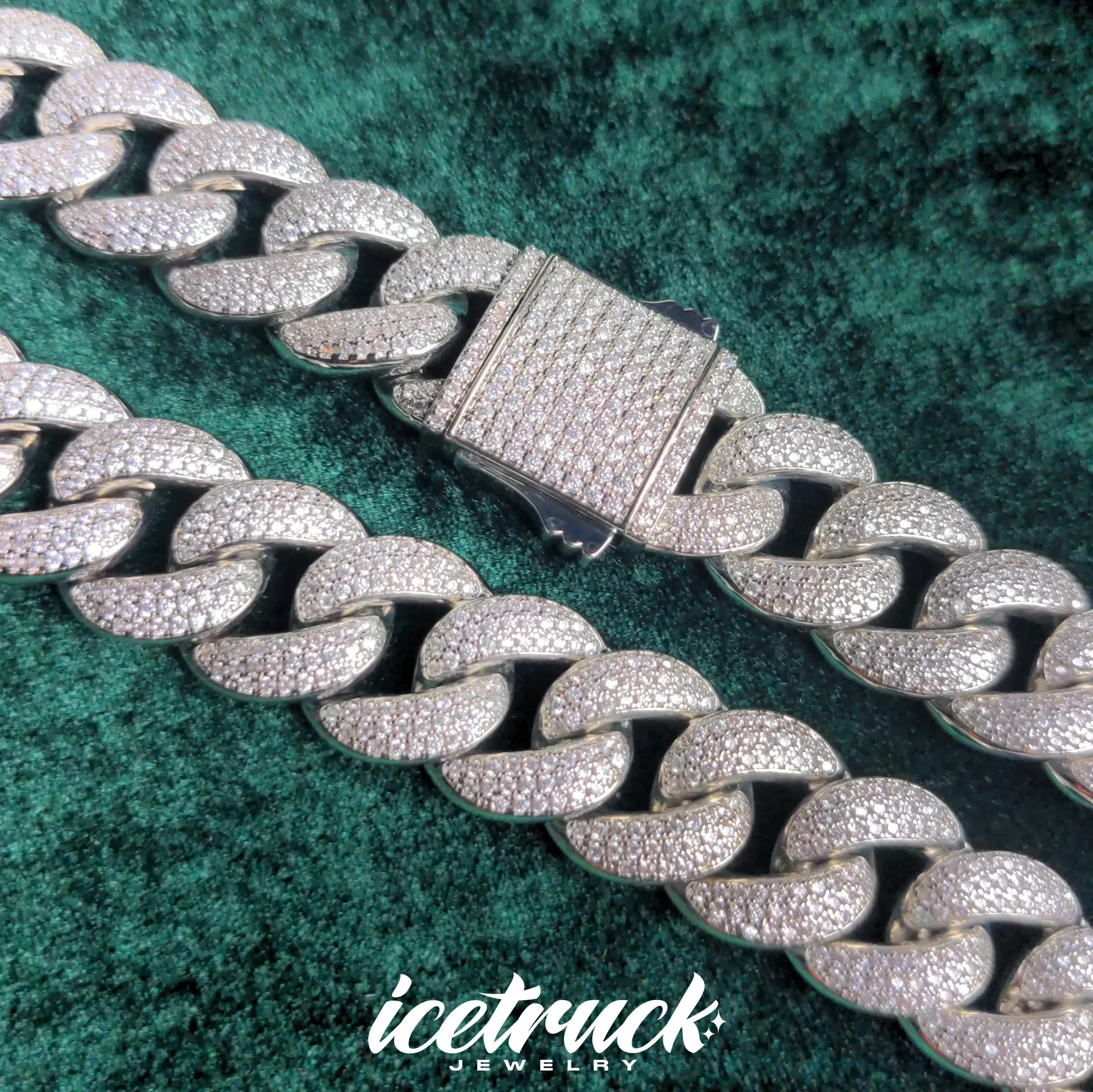 18mm Iced Cuban Link Chain in White Gold