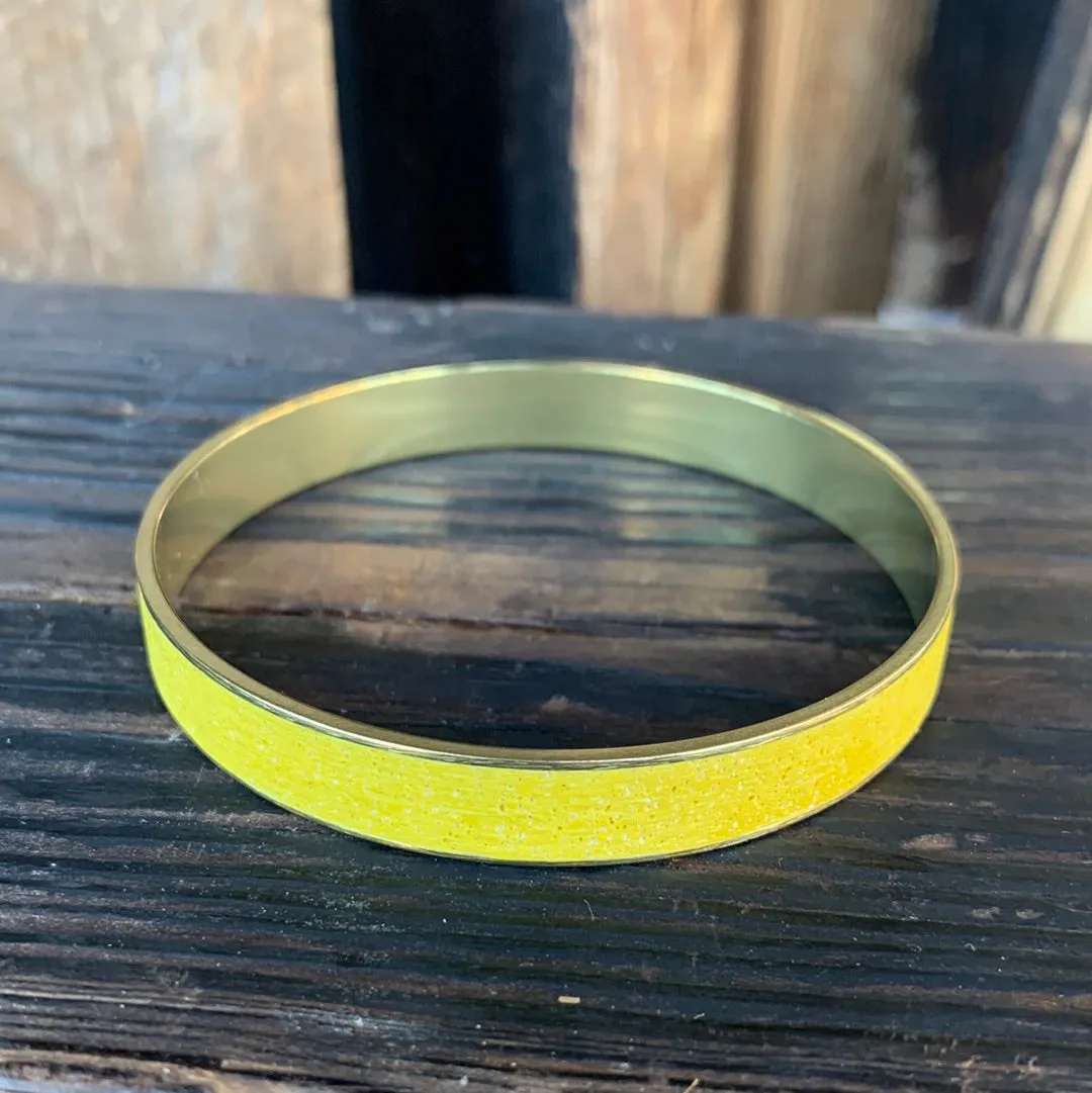 Broad Gauge Bangle Bracelet BRASS   CONCRETE Yellow