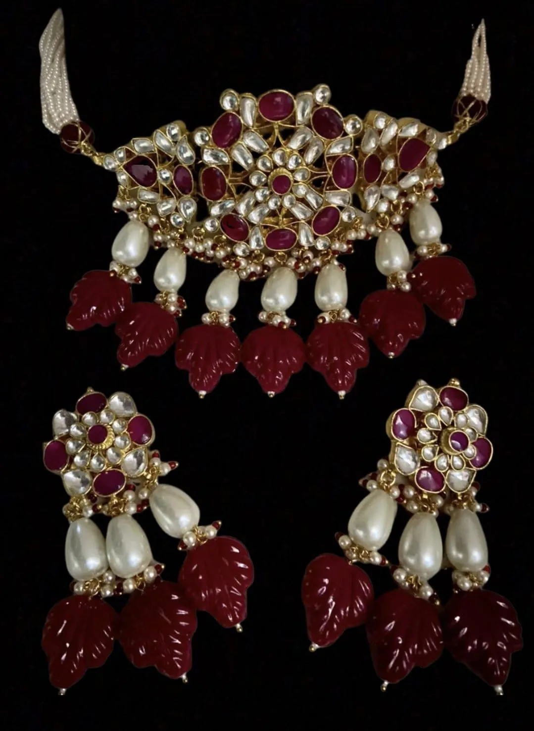 C226 Ria choker set  in red  ( READY TO SHIP)