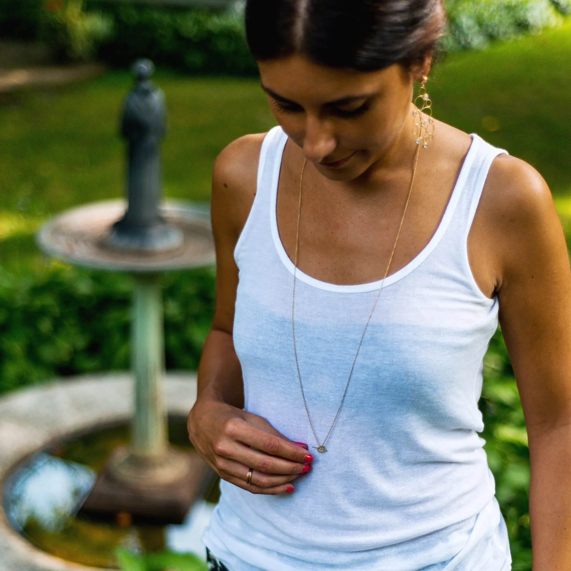 Convertible toggle necklace