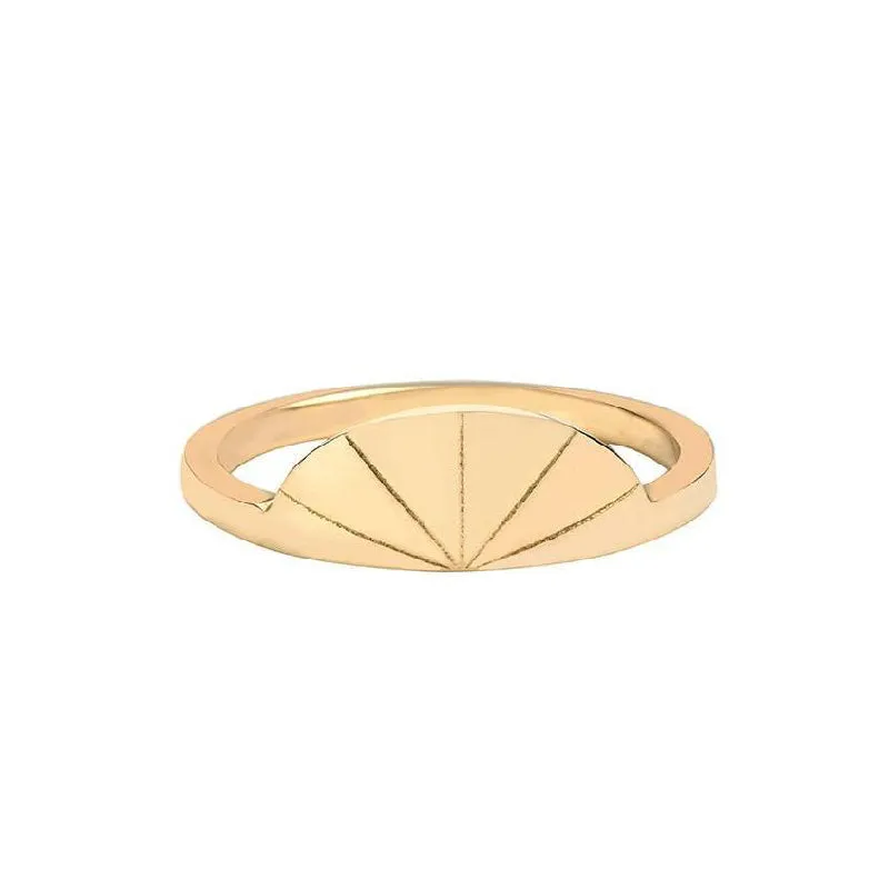 Deco Fan Ring