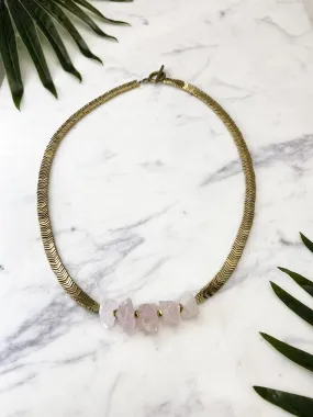 groove short necklace - rose quartz