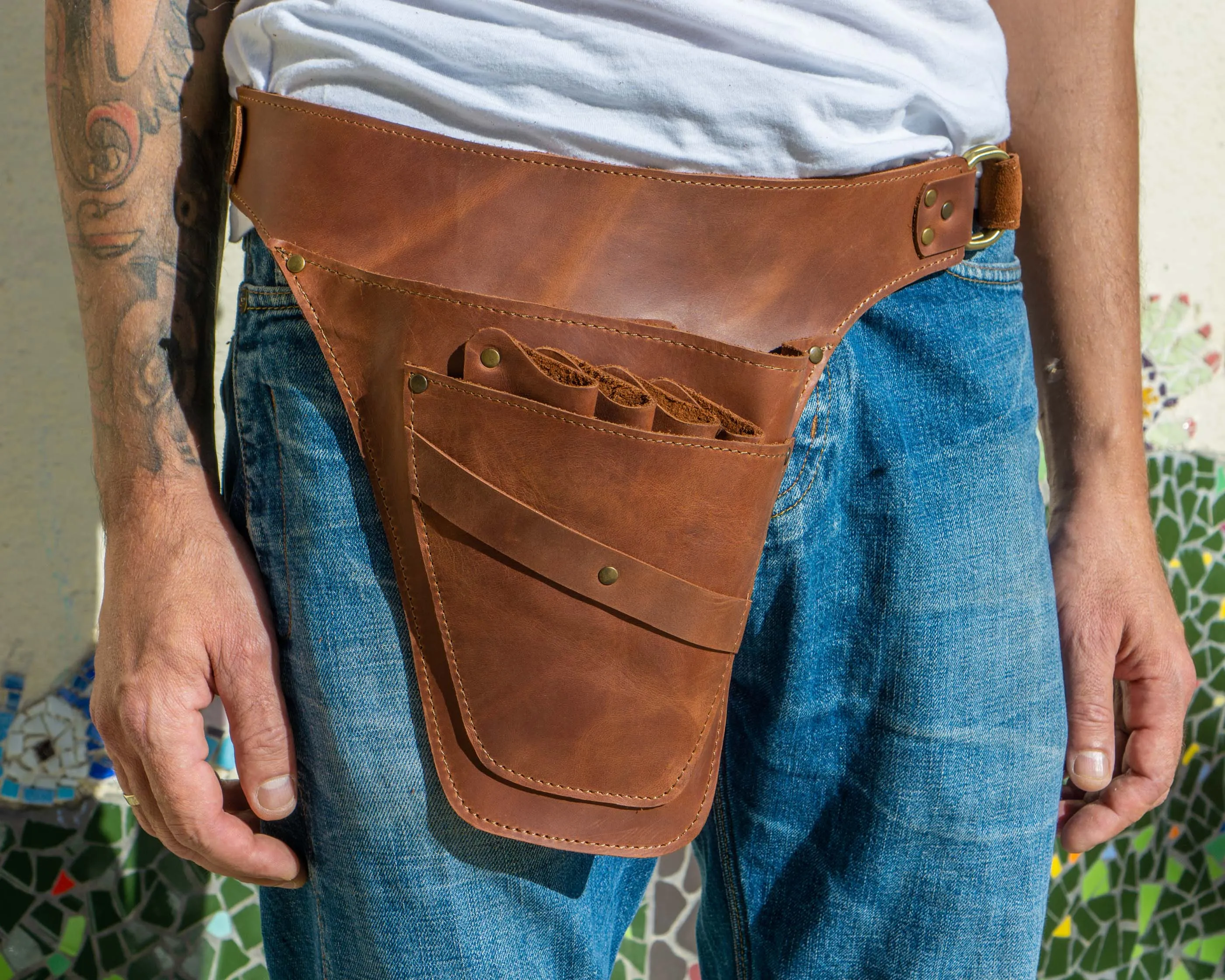 Leather Tool Belt | Floral tool belt, Garden tool belt, Hairdresser tool belt