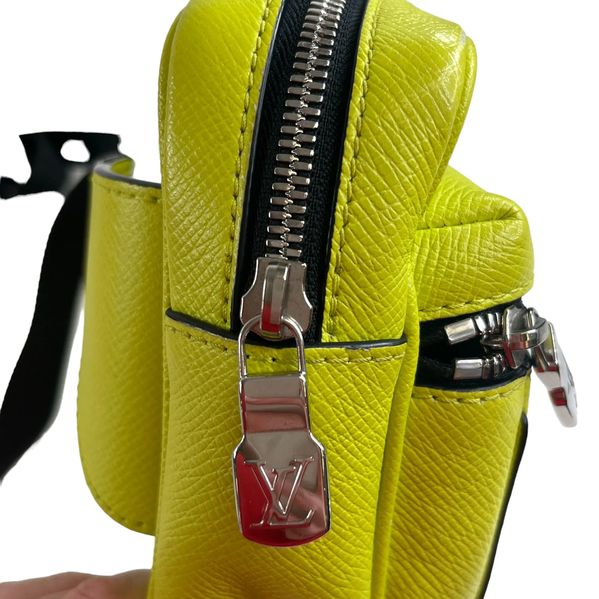 Men's Outdoor Messenger Bag Yellow