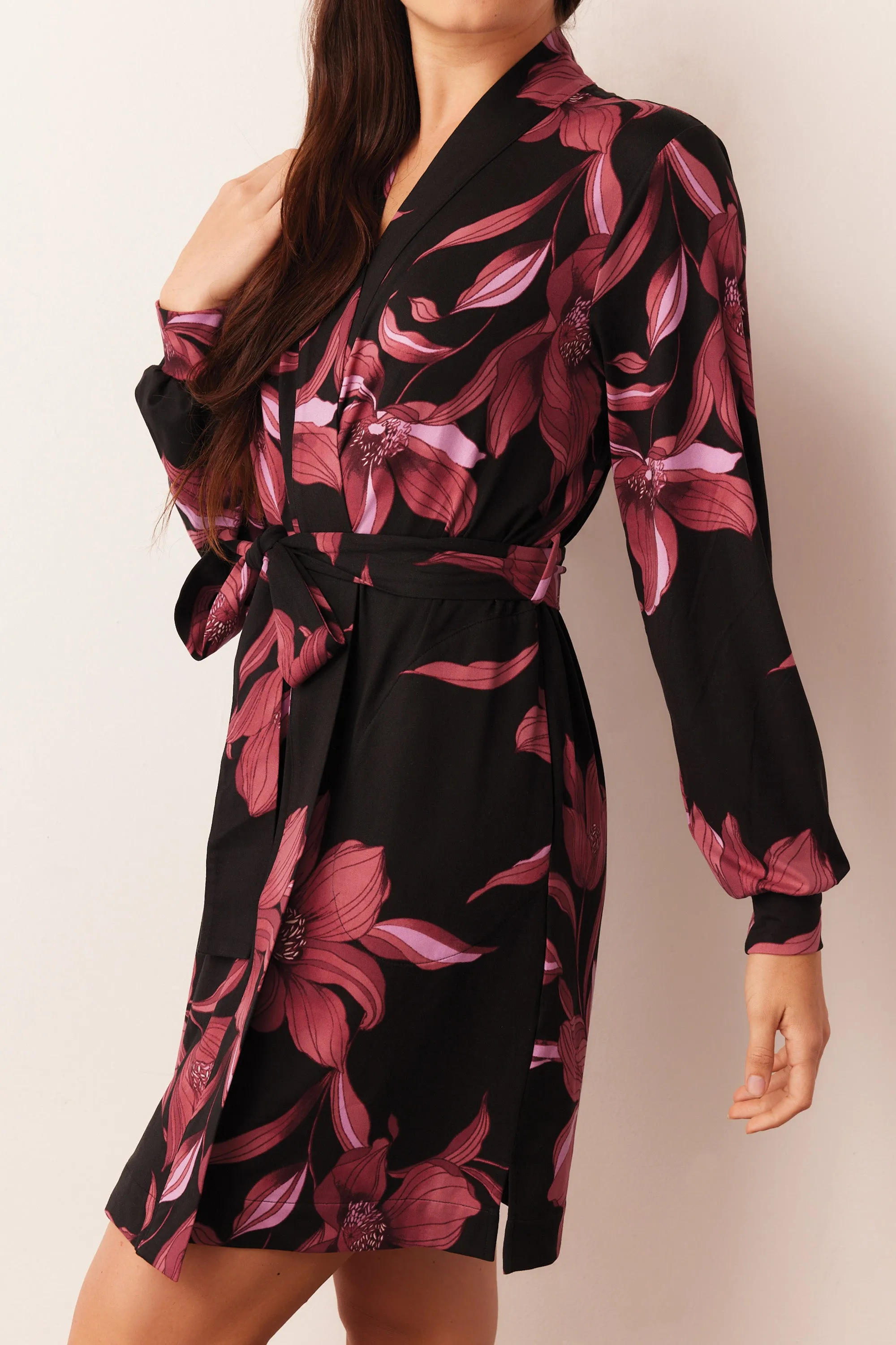 Quinn Banded Short Robe | Flora