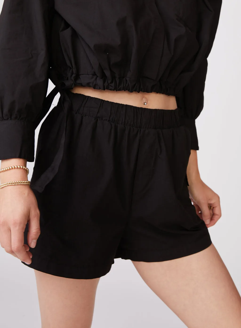 Structured Poplin Boxer Short in Black